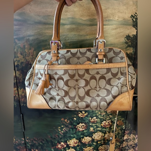 VTG COACH HAMPTON SATCHEL BAG  Tan and Brown. - Picture 1 of 9